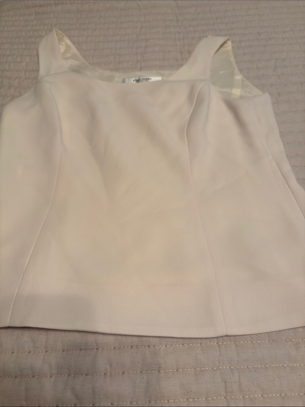 Jones Studio
tank